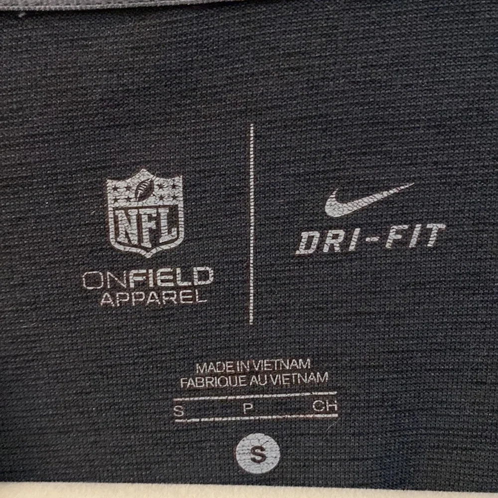 NFL Redskins Nike DRI-FIT Top. Size S - Picture 2 of 4
